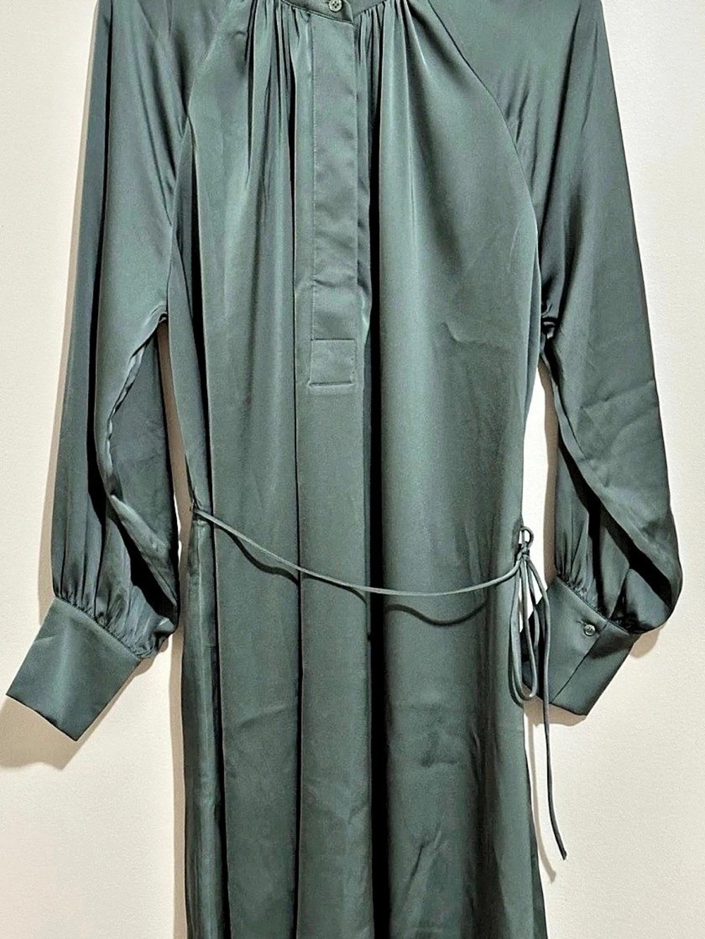 H&M Satin Tie-Belt Long-Sleeve Dress Green Large
